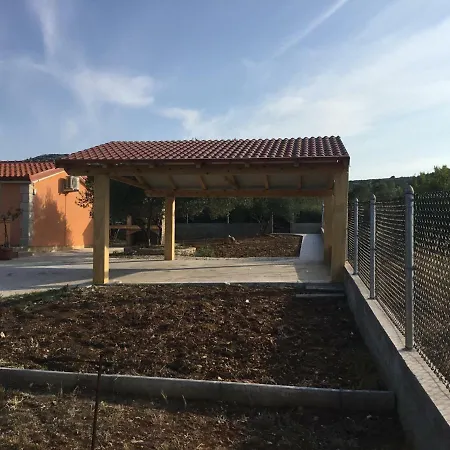 בית נופש House Ante